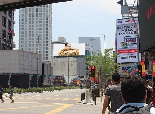 Broadcast of hand-washing video in outdoor media:“PPAP-2020-” to prevent COVID-19 virus infection